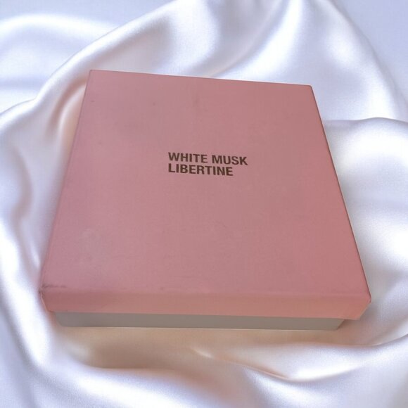 Rare Vintage The Body Shop White Musk Libertine Gift Set – Unused Discontinued🌸 - Picture 2 of 7